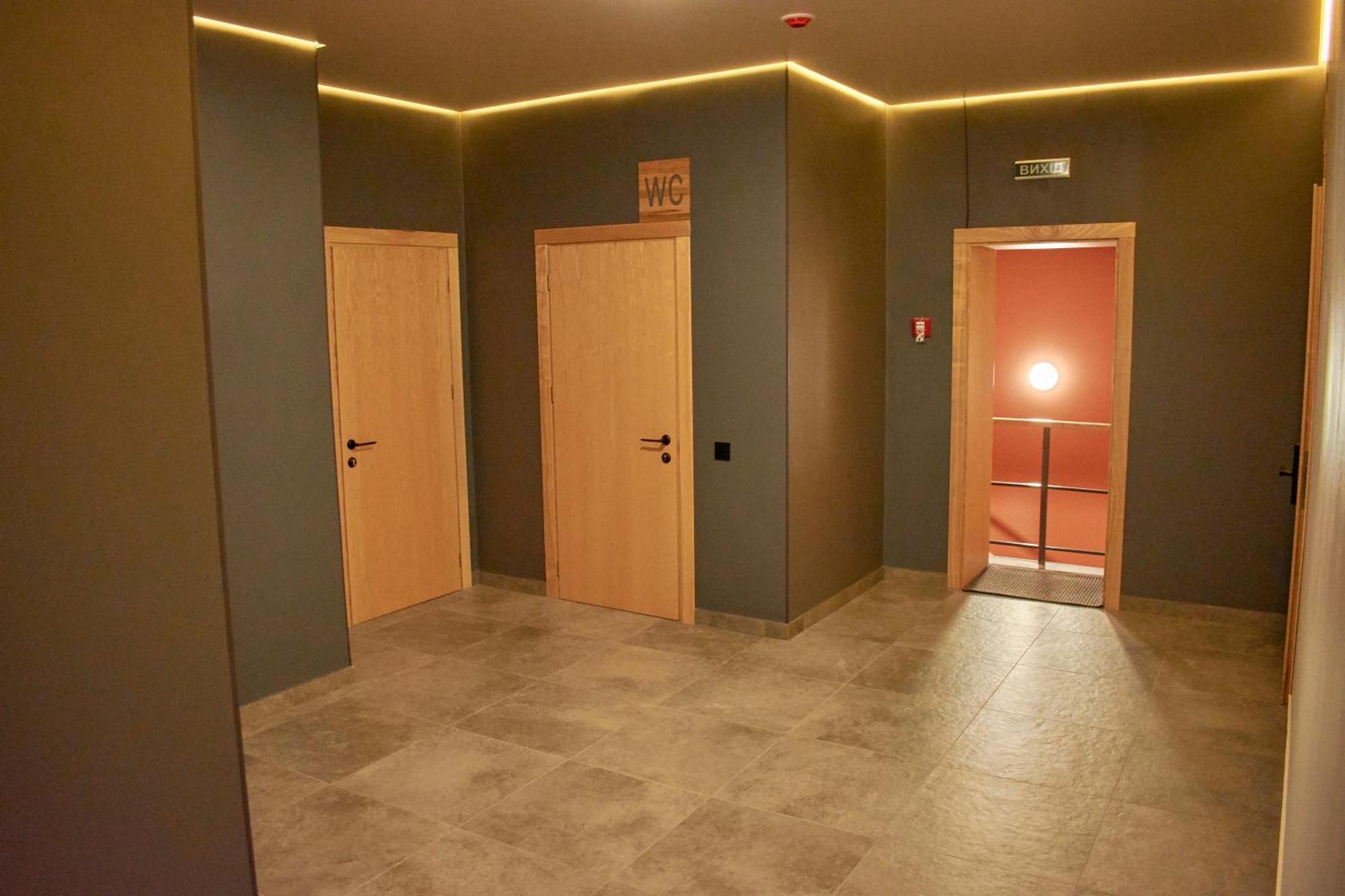 Hotel Florian à Kamianets-Podilsky Extérieur photo
