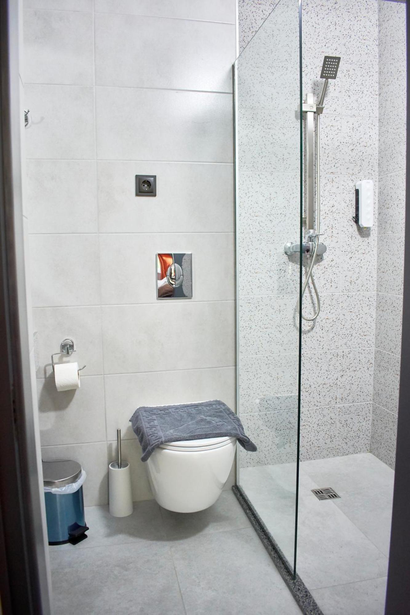Hotel Florian à Kamianets-Podilsky Extérieur photo